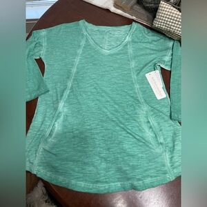 NWT Soft Surroundings top shirt pockets